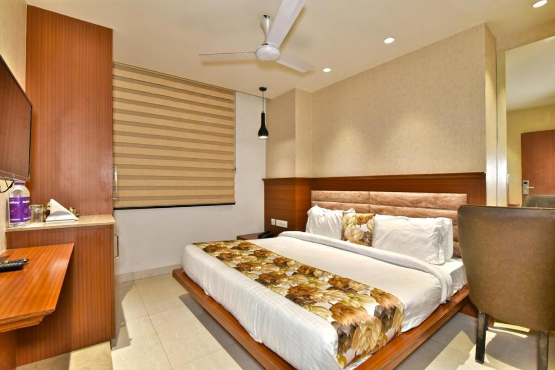 Hotel Highland Амритсар Екстериор снимка